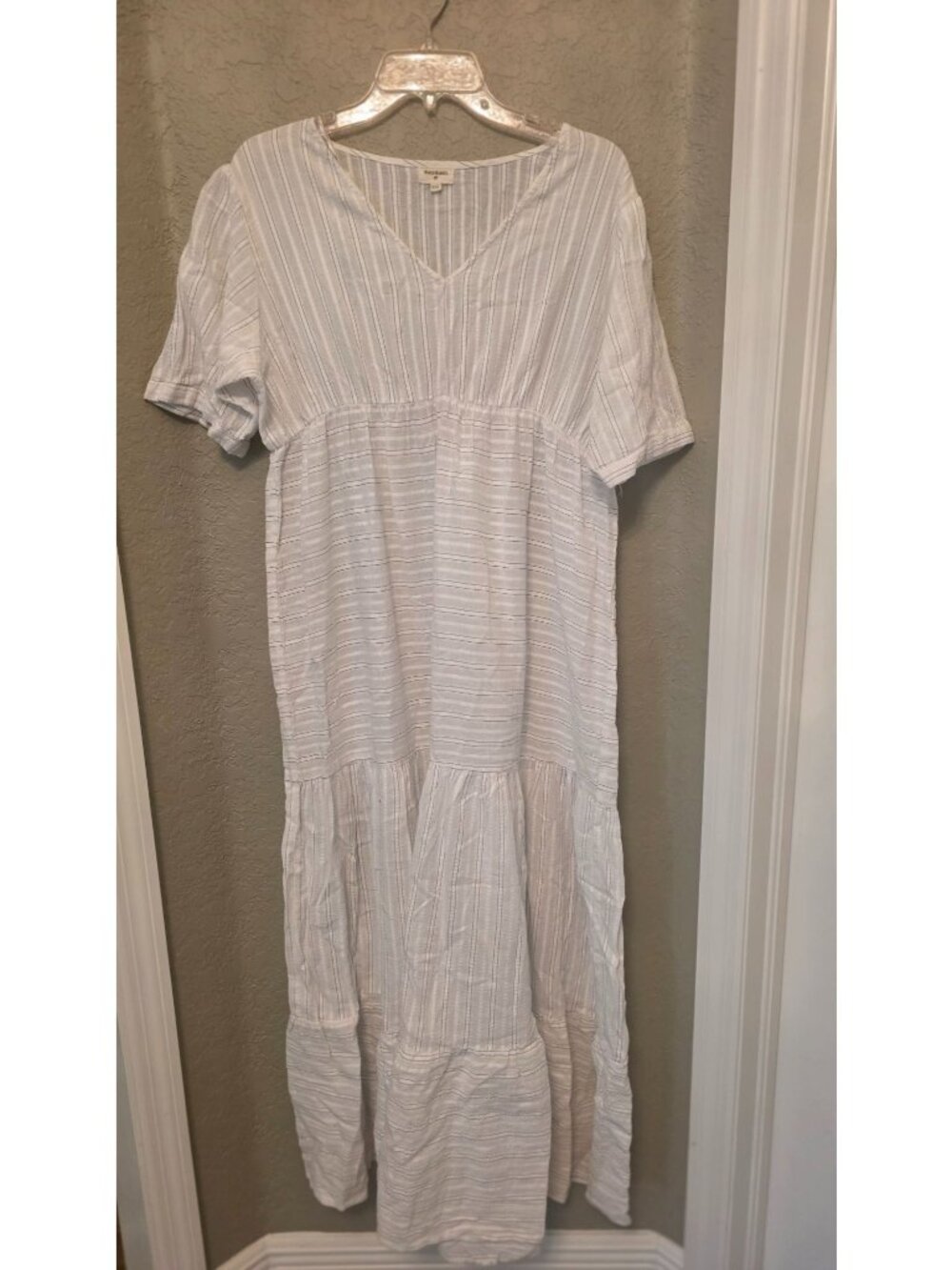World Market White Striped Tiered Maxi Dress size S M - EUC